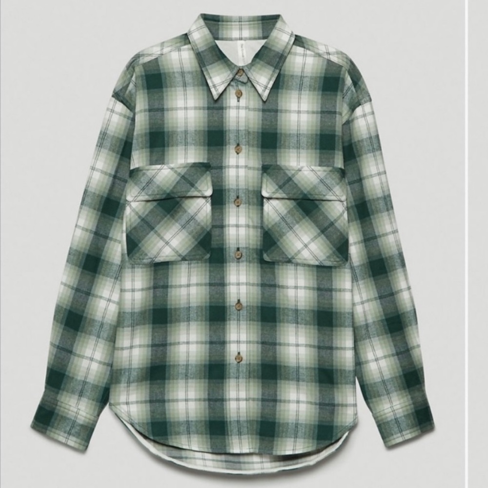 FINAL MARKDOWN Aritzia • Fisher Plaid Flannel Button Up Shirt • Medium